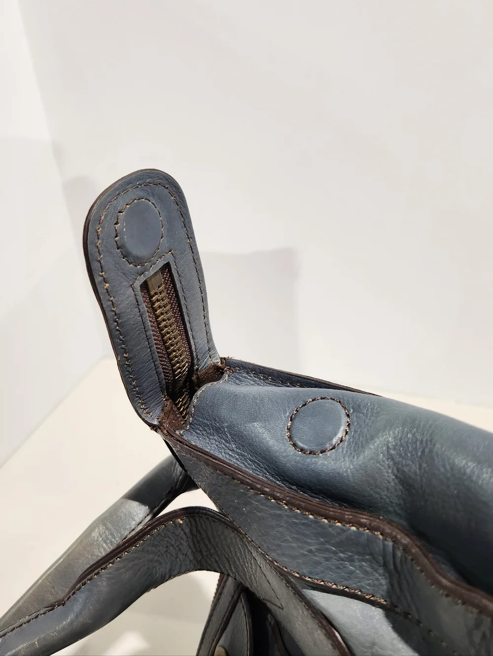 Fossil Vintage Reissue Leather Handbag Satchel Slate Blue With Key Accessory
